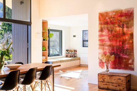 Photo of property in 10 Preston Drive, Arrowtown, 9302