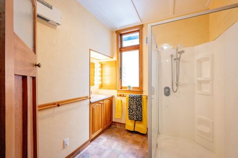 Photo of property in 81 Te Mata Road, Havelock North, 4130