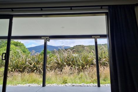 Photo of property in 29 Clifford Street, Blackball, 7804