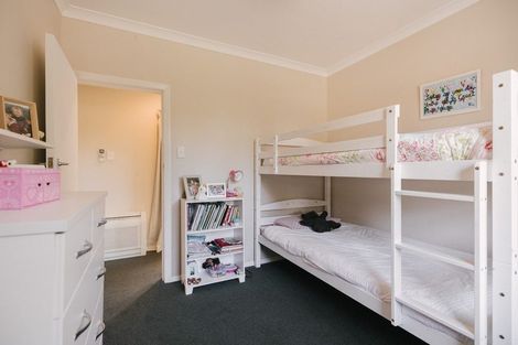 Photo of property in 4 Williams Terrace, Fitzherbert, Palmerston North, 4410