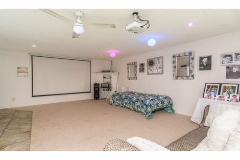 Photo of property in 10/80 Bruce Mclaren Road, Henderson, Auckland, 0612