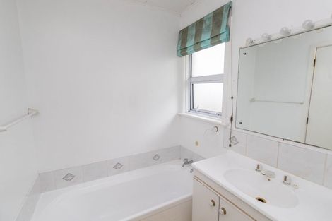 Photo of property in 20 Halifax Street, Kingston, Wellington, 6021