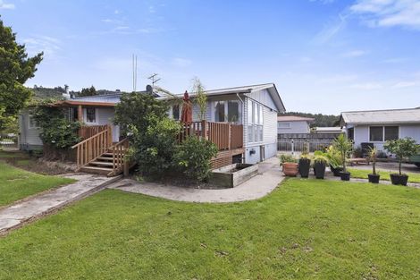 Photo of property in 10 Puweto Street, Selwyn Heights, Rotorua, 3015