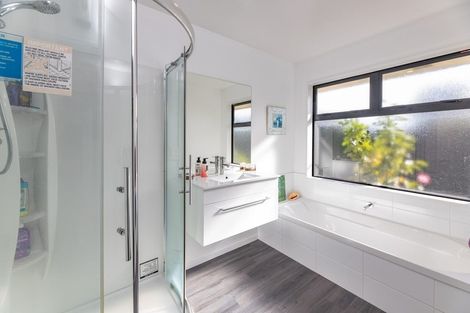 Photo of property in 37 Te Korari Street, Marshland, Christchurch, 8083