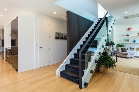 Photo of property in 12a Park Avenue, Takapuna, Auckland, 0622