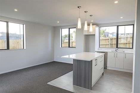 Photo of property in 4 Verdot Close, Kumeu, 0810