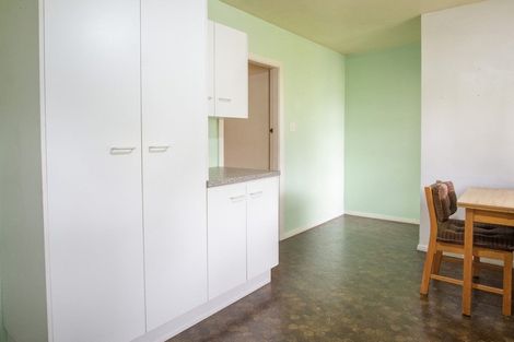 Photo of property in 7 Canberra Place, Redwood, Christchurch, 8051