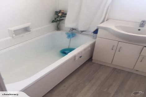 Photo of property in 1/1 Appleyard Crescent, Meadowbank, Auckland, 1072