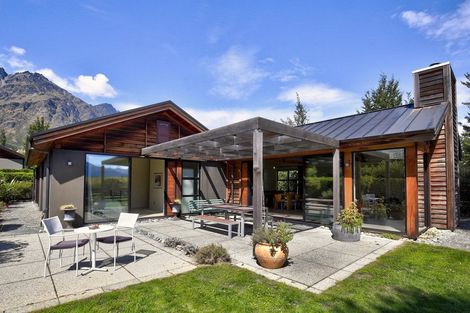 Photo of property in 6 Reading Court, Jacks Point, Queenstown, 9371