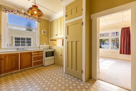 Photo of property in 33a Seapoint Road, Bluff Hill, Napier, 4110
