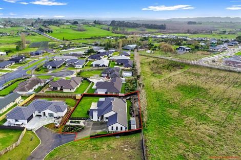 Photo of property in 10 Maggie Place, Te Kauwhata, 3710