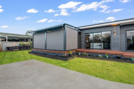 Photo of property in 92 Dominion Road, Papakura, 2110