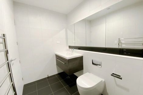 Photo of property in 405/19 Rawene Road, Birkenhead, Auckland, 0626