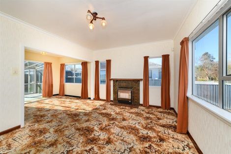 Photo of property in 27 Lower High Street, Marton, 4710