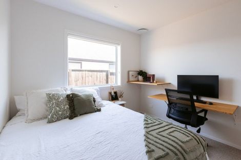 Photo of property in 2 Julie Lane, Papamoa, 3118