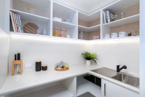 Photo of property in 54 Farnworth Terrace, Glenside, Wellington, 6037