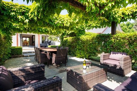 Photo of property in 443 Stoney Creek Road, Kelvin Grove, Palmerston North, 4470