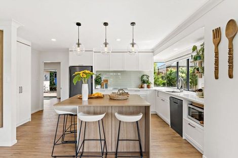 Photo of property in 13 Sunset Drive, Pukekohe, 2120