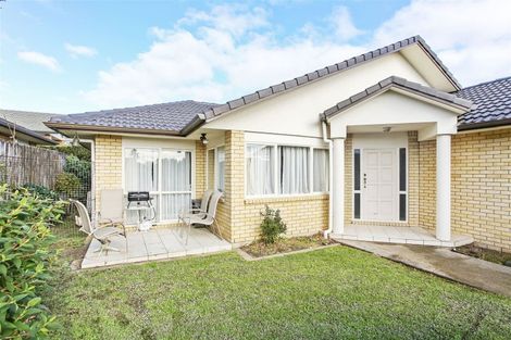 Photo of property in 21 Milson Drive, Papakura, 2110
