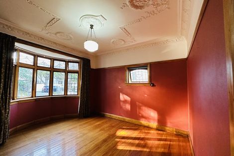 Photo of property in 52 Totara Crescent, Woburn, Lower Hutt, 5010