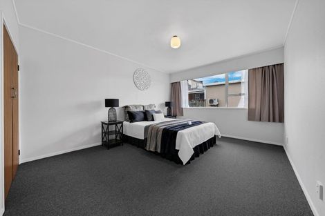 Photo of property in 1/1 Griffen Road, Mount Roskill, Auckland, 1041