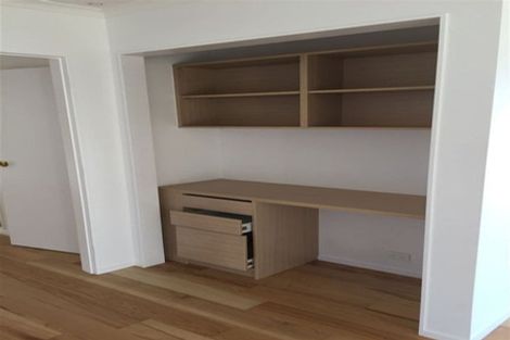 Photo of property in 73 Dress Circle, Newlands, Wellington, 6037