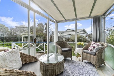 Photo of property in 1 Denver Avenue, Sunnyvale, Auckland, 0612