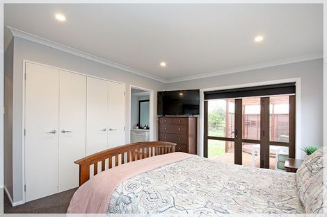 Photo of property in 20 Aru Street, Tangimoana, 4822