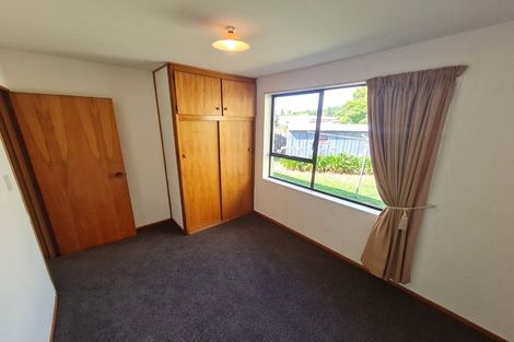 Photo of property in 2/44 Laing Crescent, Heathcote Valley, Christchurch, 8022
