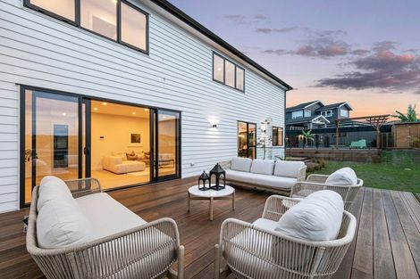 Photo of property in 4 The Landing, Riverhead, 0820