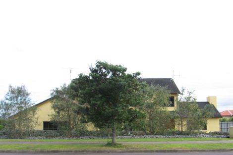 Photo of property in 47 Westerham Drive, Dannemora, Auckland, 2016