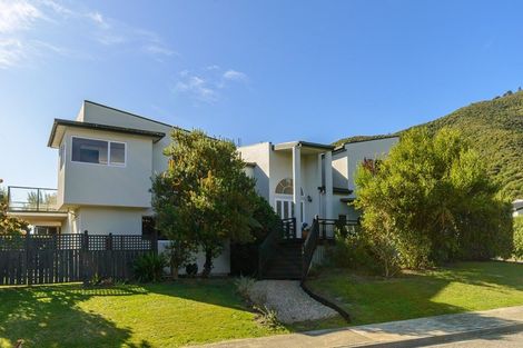 Photo of property in 1a Matai Place, Waikawa, Picton, 7220
