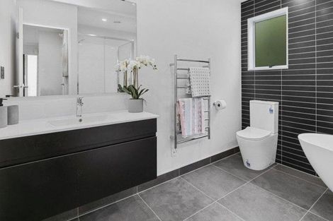 Photo of property in 71a Tirohanga Road, Tirohanga, Lower Hutt, 5010