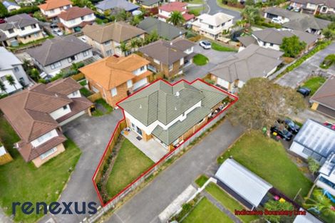 Photo of property in 8 Birchlea Rise, Goodwood Heights, Auckland, 2105