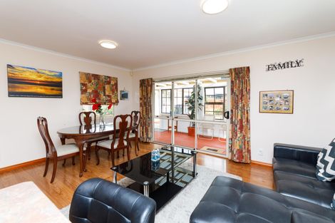 Photo of property in 1 Lancewood Lane, Roslyn, Palmerston North, 4414
