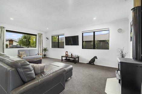 Photo of property in 4 Magnetic Place, Cromwell, 9310