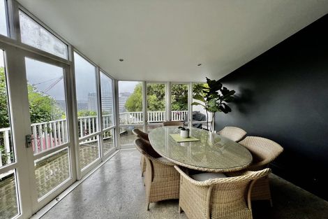 Photo of property in 13 Glenbervie Terrace, Thorndon, Wellington, 6011