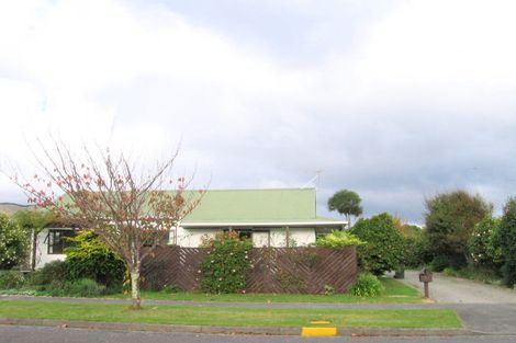 Photo of property in 32b Belvedere Avenue, Waikanae, 5036