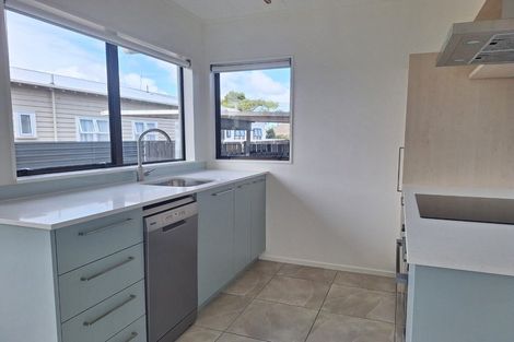 Photo of property in 11a Riversdale Road, Avondale, Auckland, 1026