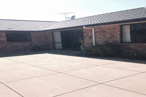 Photo of property in 1204 East Coast Road, Redvale, Albany, 0794