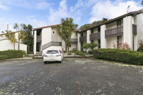 Photo of property in 141i Churton Drive, Churton Park, Wellington, 6037