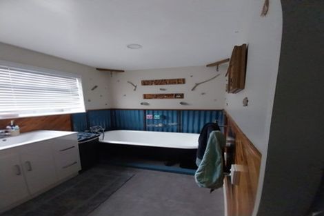 Photo of property in 22 Amberley Beach Road, Amberley, 7410