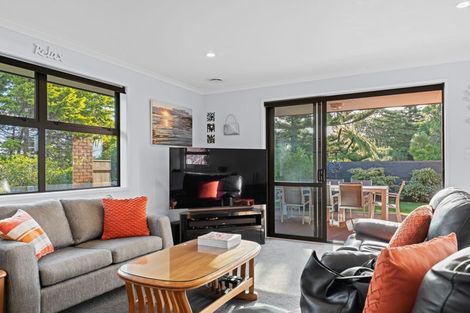 Photo of property in 88a Govett Avenue, Frankleigh Park, New Plymouth, 4310