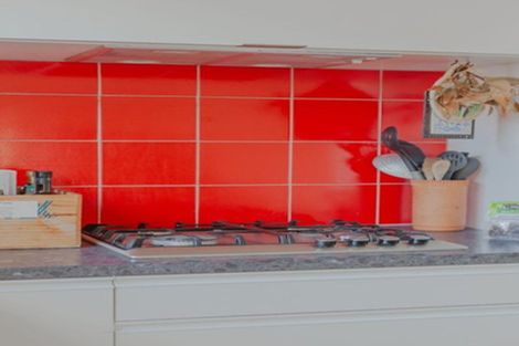 Photo of property in 4 Norton Place, Spotswood, New Plymouth, 4310