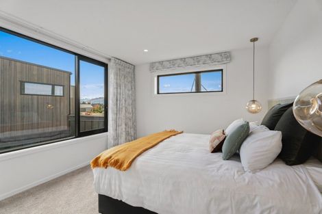 Photo of property in 3b Wallace Place, Westown, New Plymouth, 4310