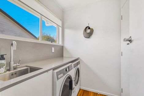 Photo of property in 10b Willmott Place, Springfield, Rotorua, 3015