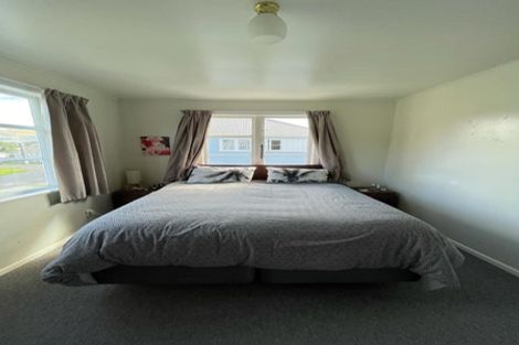 Photo of property in 1/56 Churton Crescent, Taita, Lower Hutt, 5011