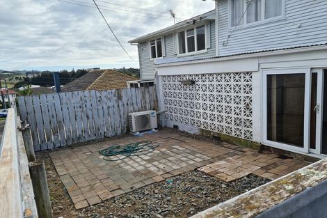 Photo of property in 52 Bell Street, Tawa, Wellington, 5028
