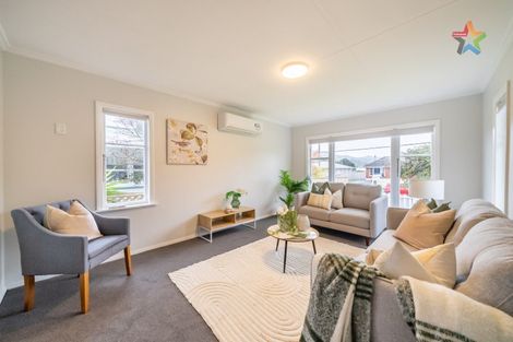 Photo of property in 37 Russell Road, Wainuiomata, Lower Hutt, 5014