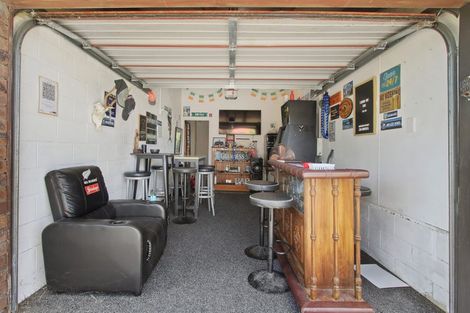 Photo of property in 3/42 James Laurie Street, Henderson, Auckland, 0612